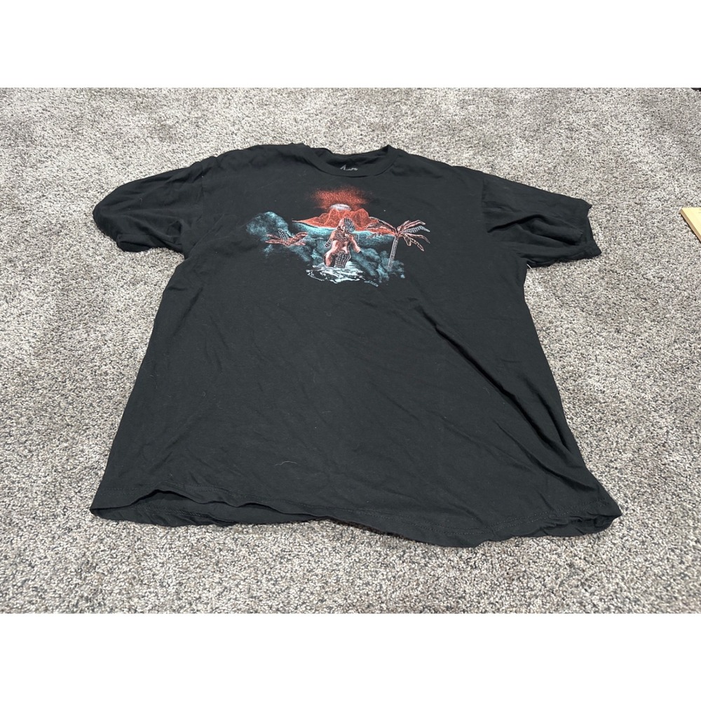 Lost Enterprises Mens Graphic T-Shirt Black Volcano Surf Scene Large 100% Cotton